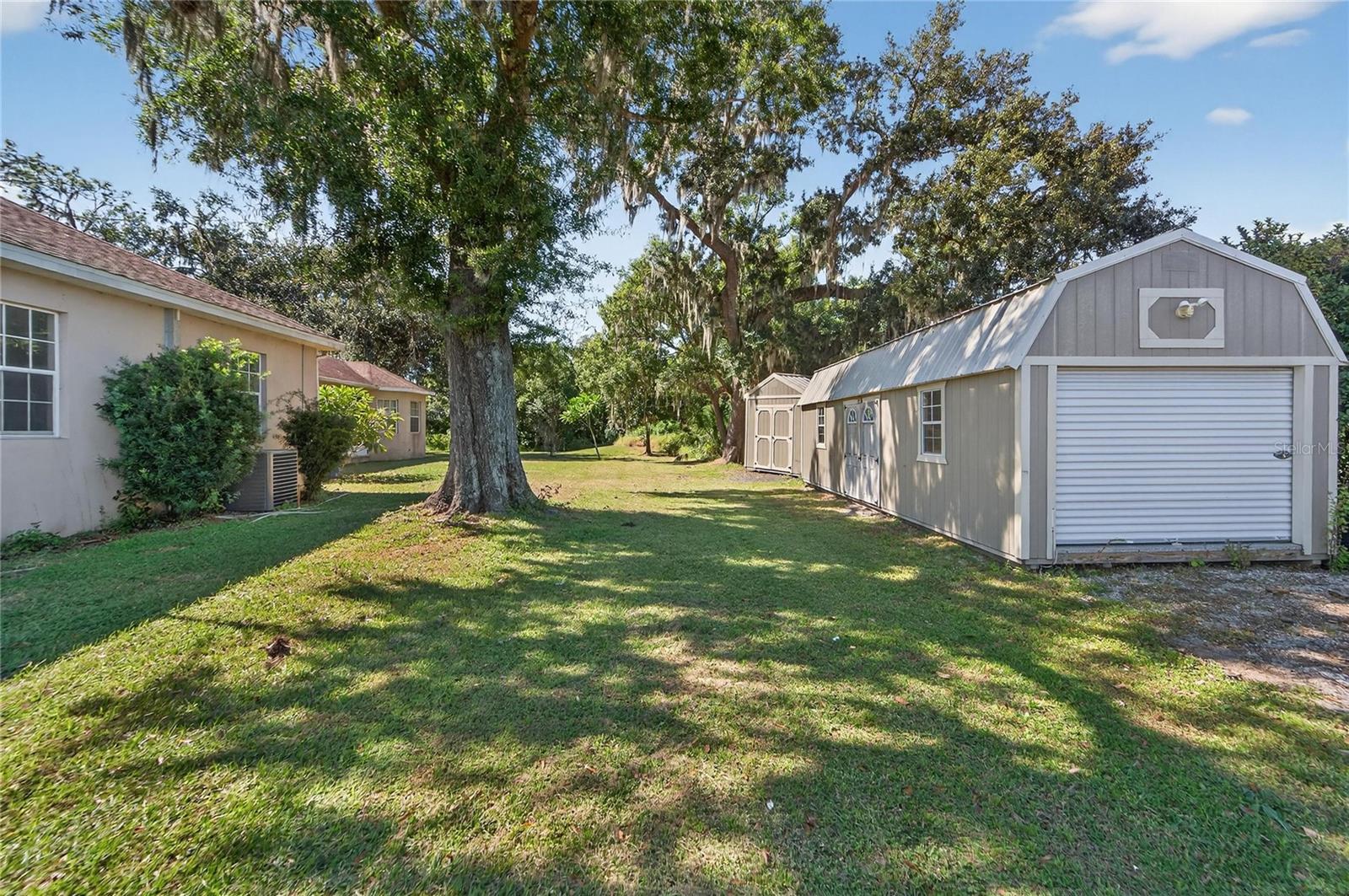 Garage at 332 Holloway Rd, Plant City