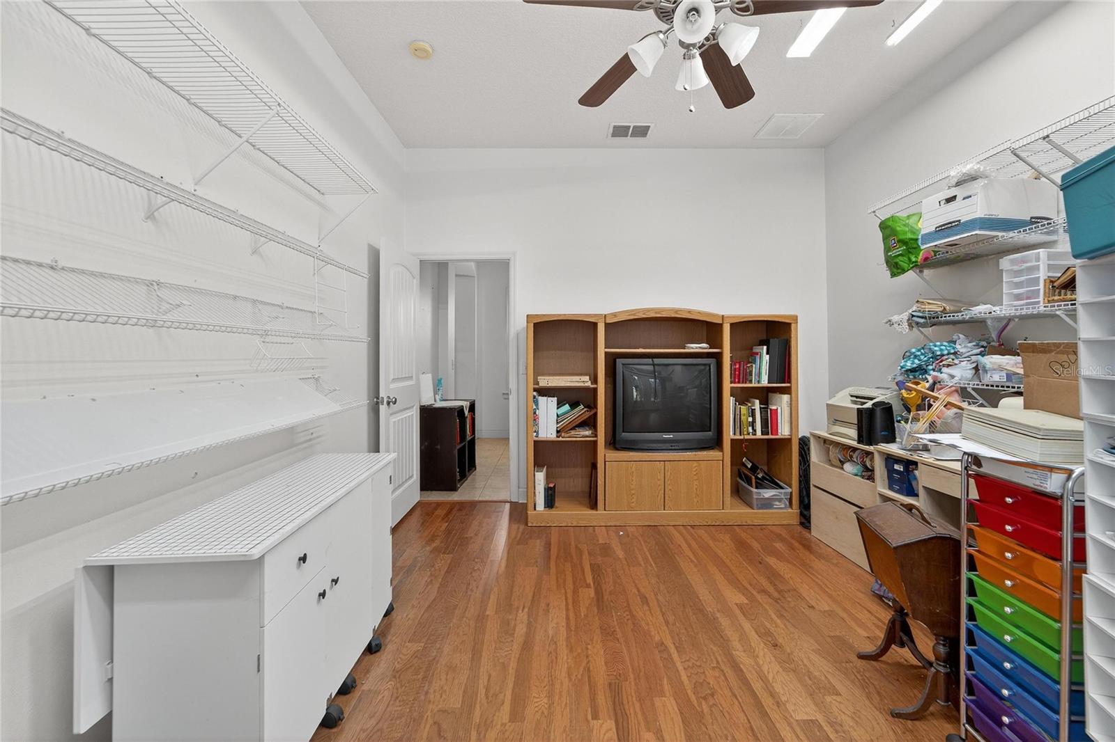 Bedroom 3 at 332 Holloway Rd, Plant City