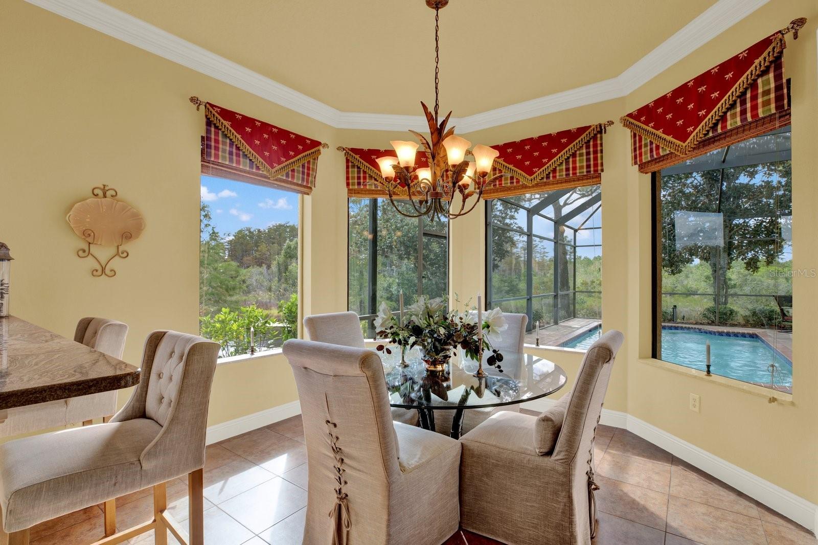 Bright Breakfast Nook and Dining Space
