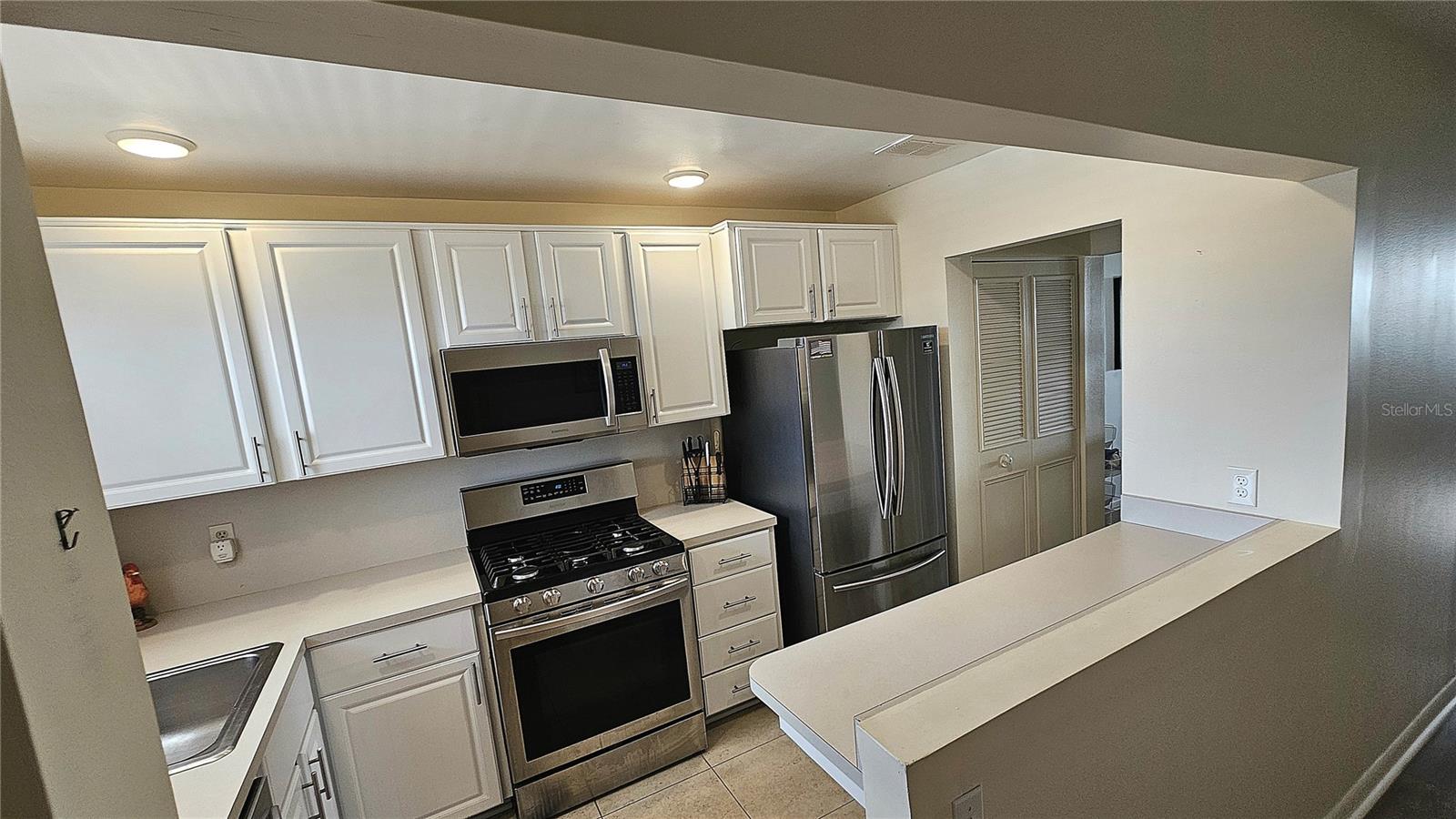 Breakfast counter in kitchen.