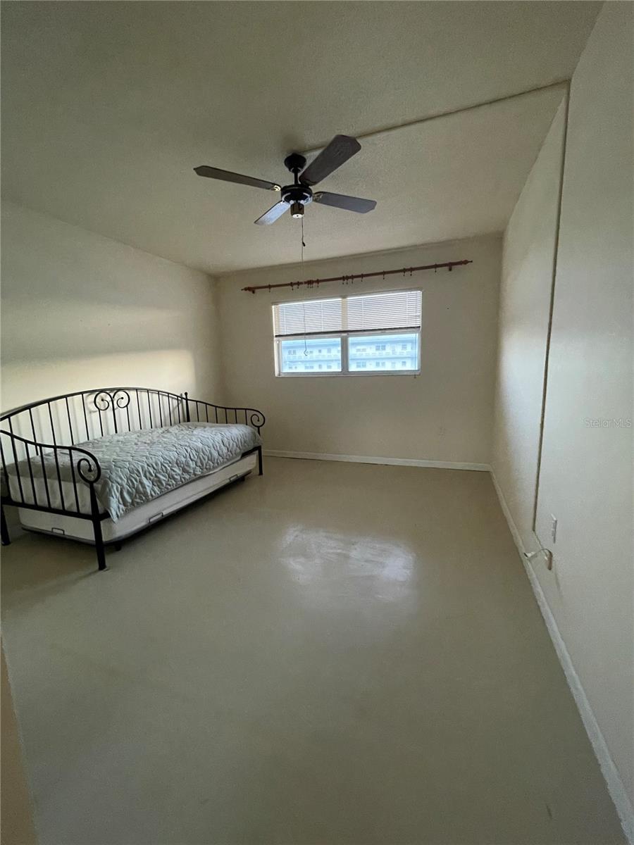 2nd bedroom