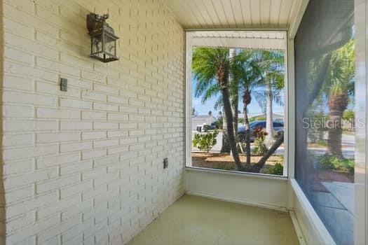 Screened in Porch-Front of house