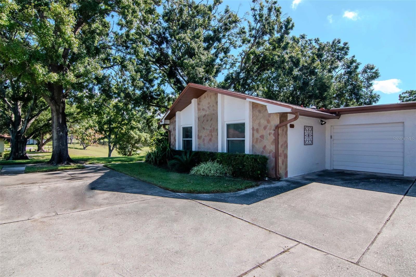 Your own garage & front door entrances & block construction with insulations means you will never hear your neighbors~
