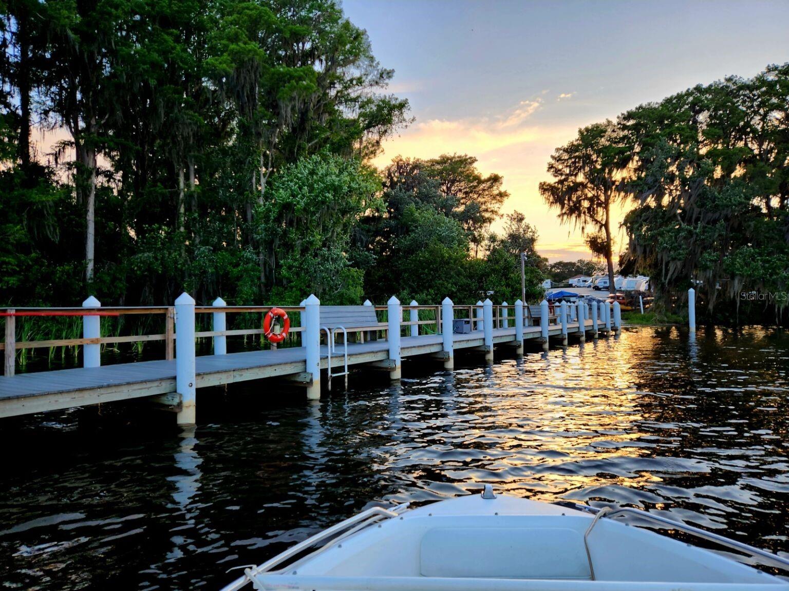 Enjoy Lake Tarpon in your own boat or kayak with private ramp & storage lot~