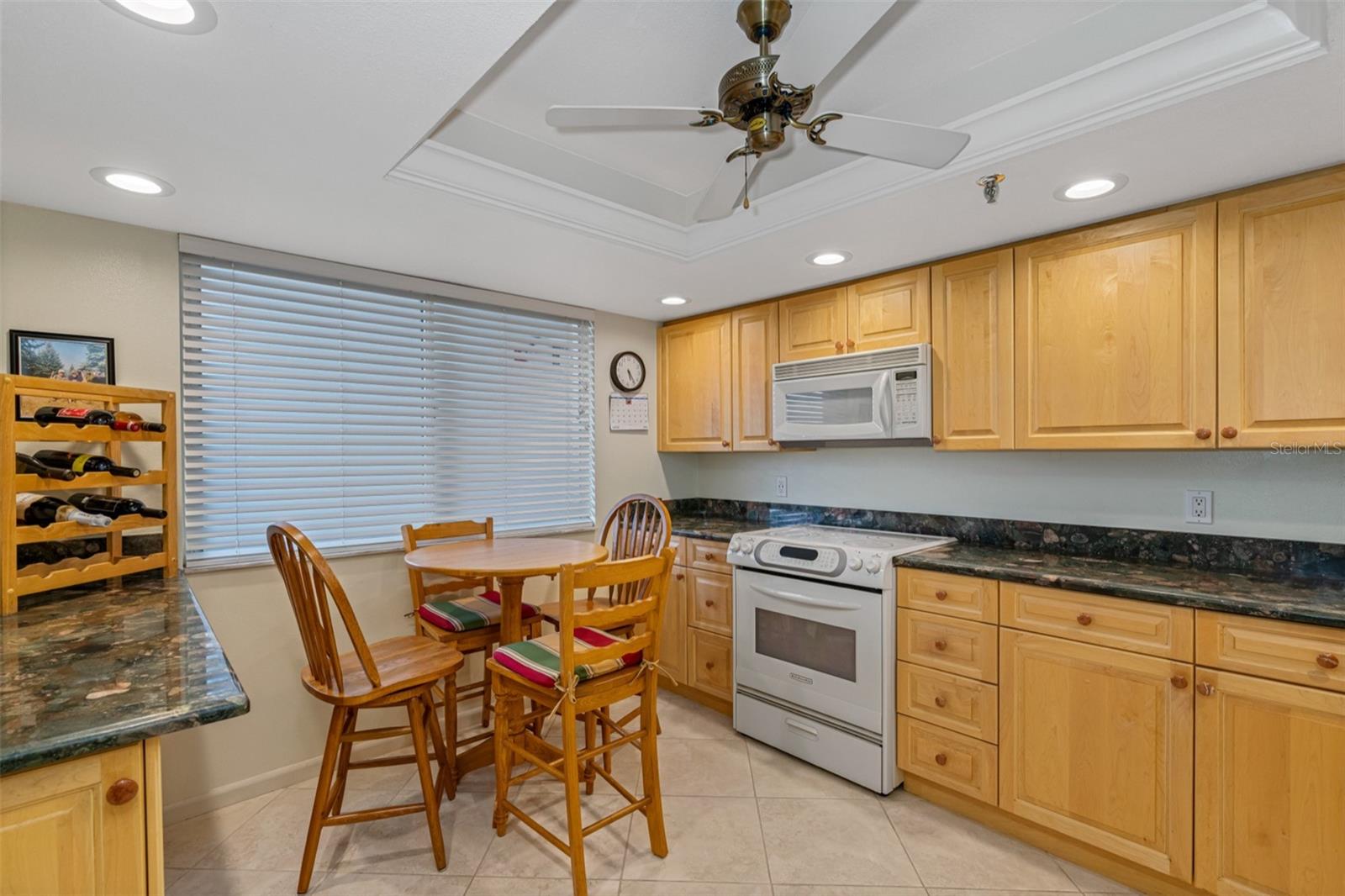 .. Eating Space in Kitchen for a Quick Morning Breakfast..