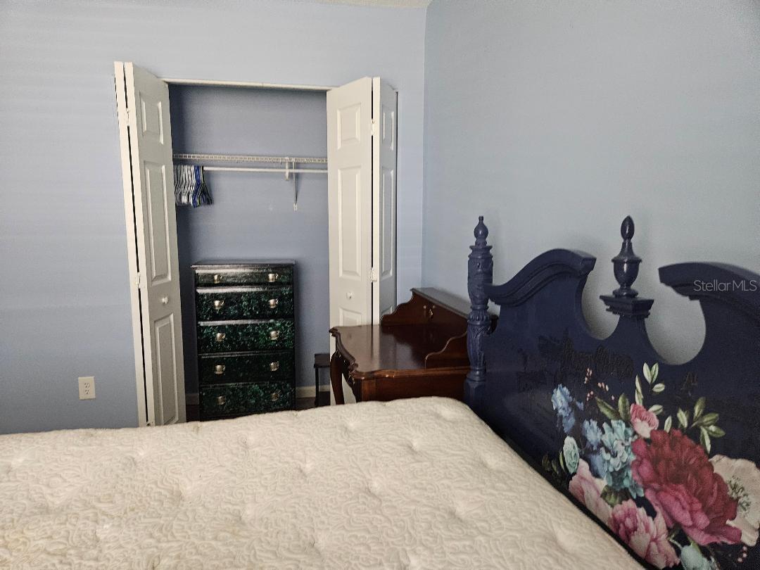 Guest bedroom closet