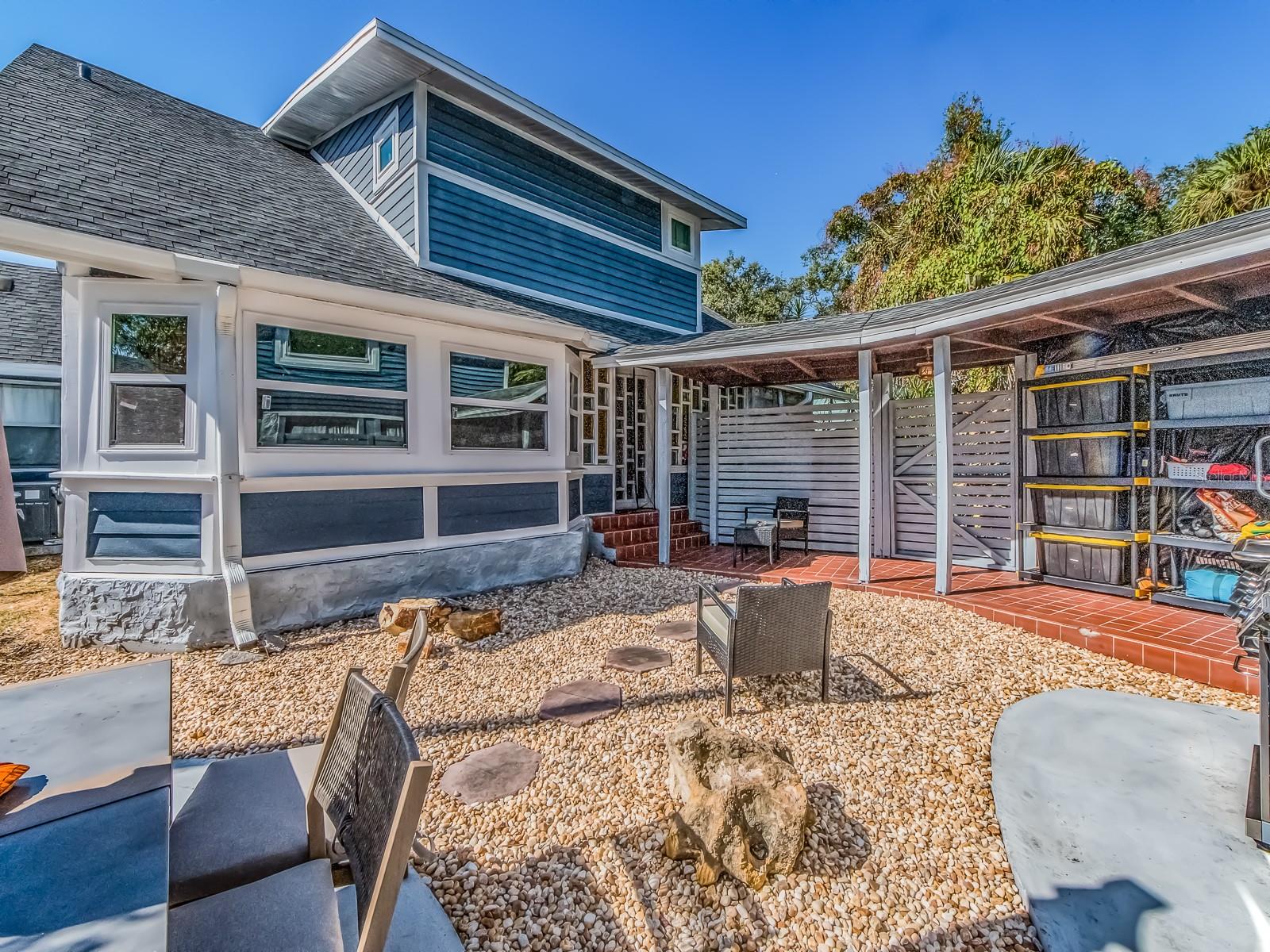 Front house courtyard