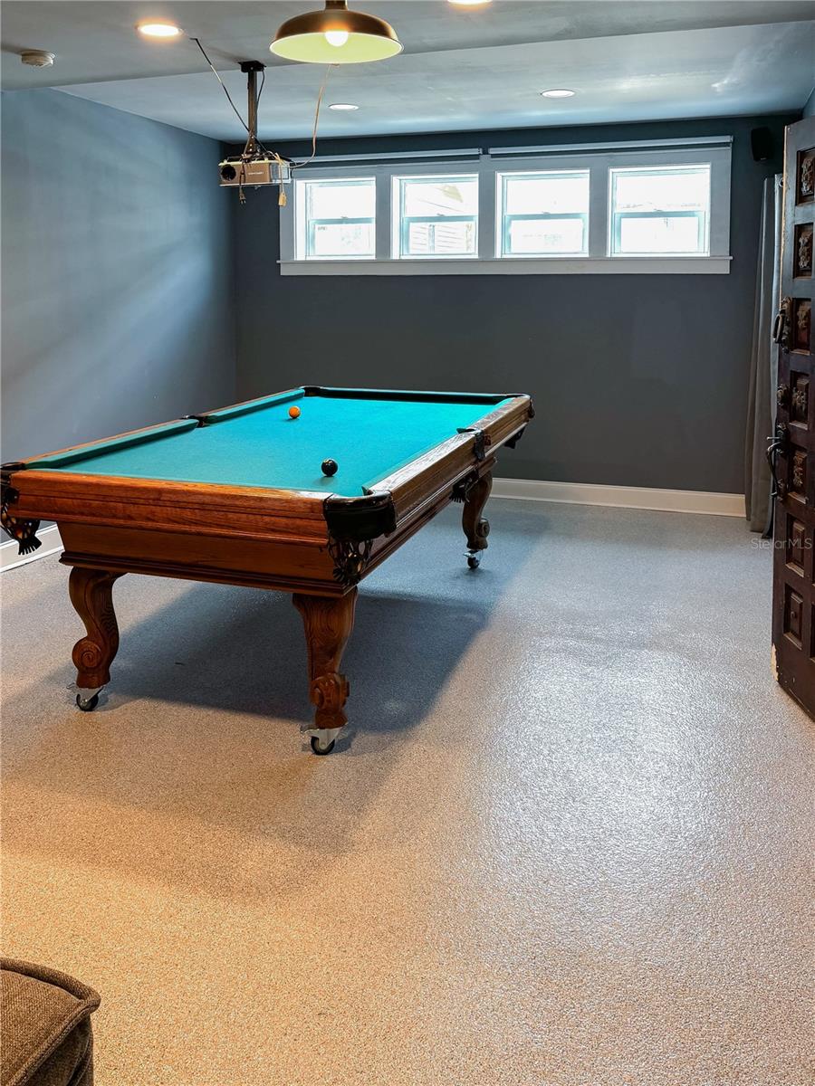 Rear house - Game room