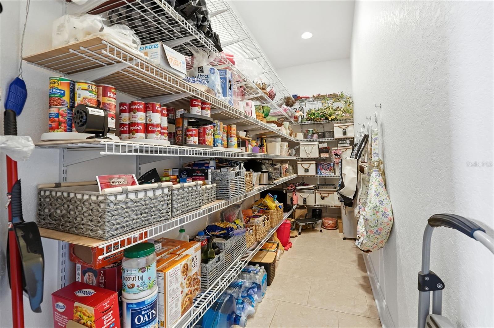 Walk in pantry.