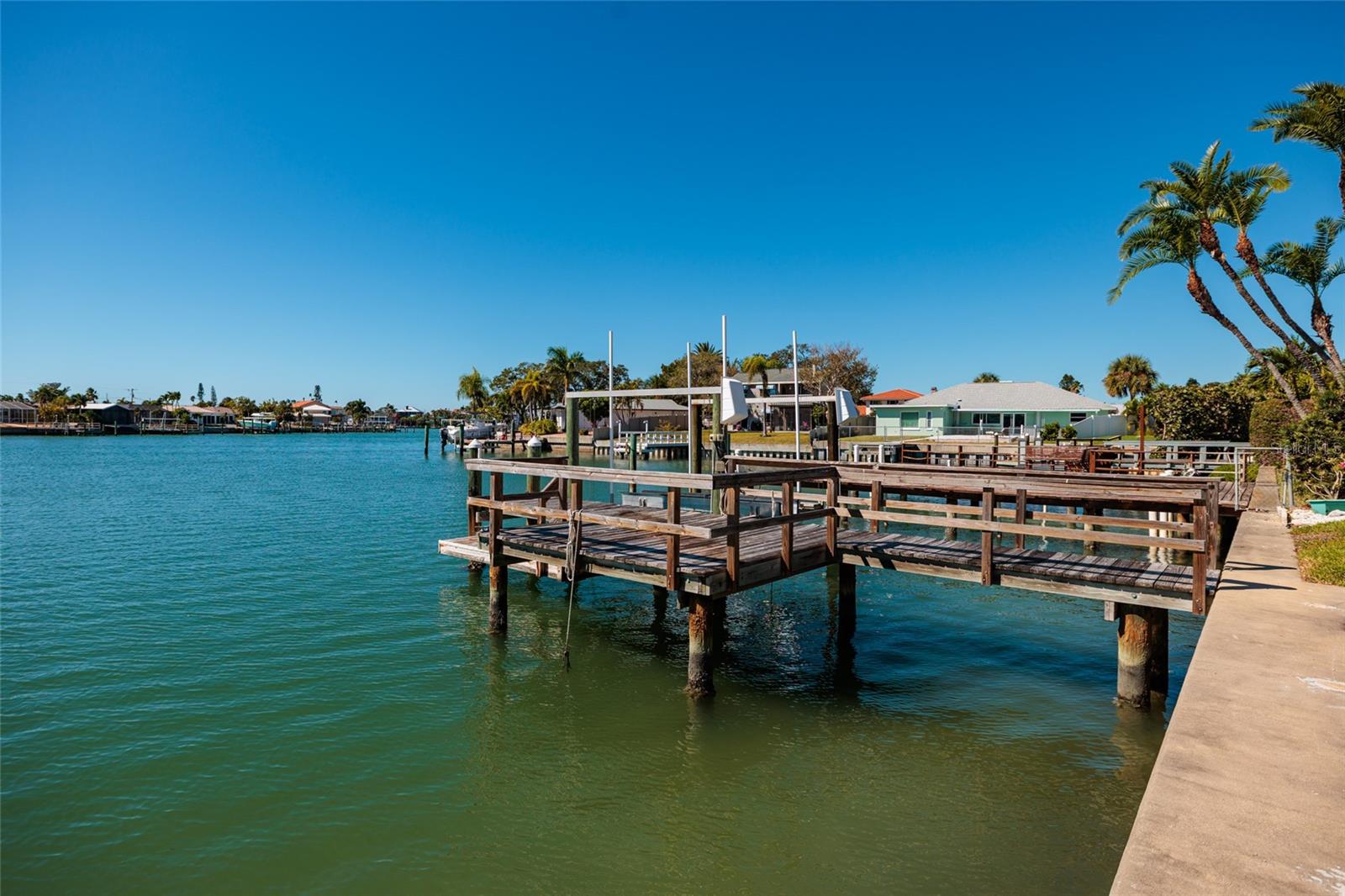 Private dock ready for your boat and direct Gulf access