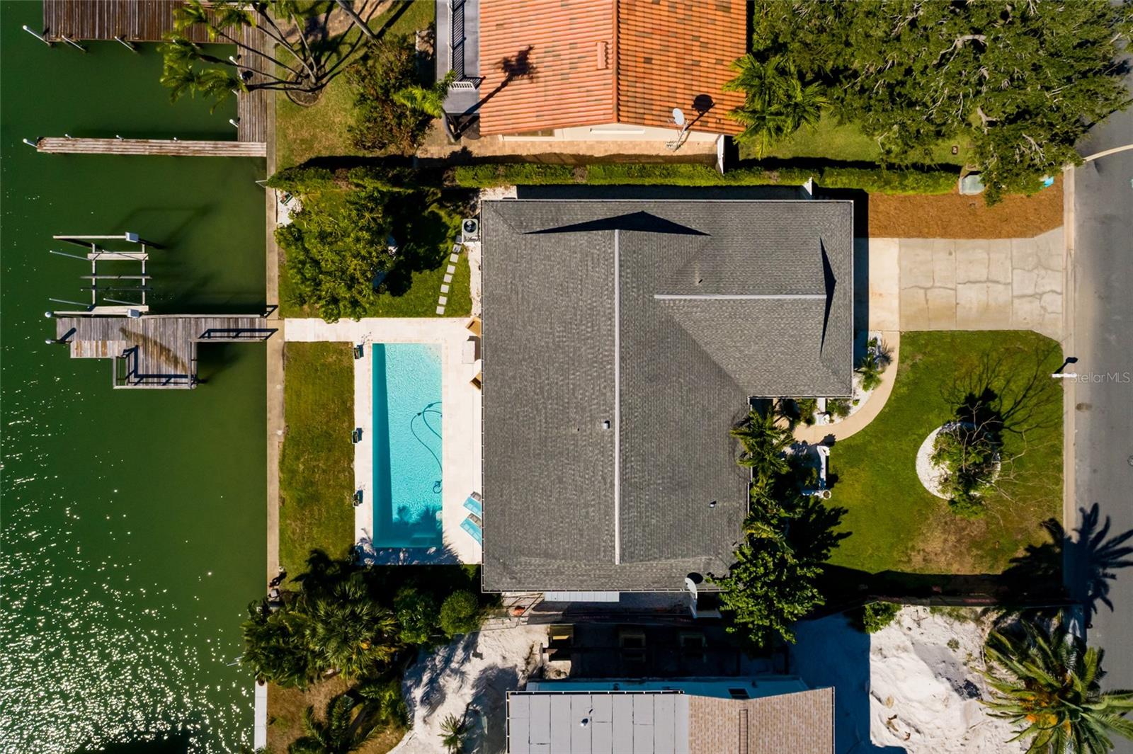 Stay in shape in your private fabulous long lap pool