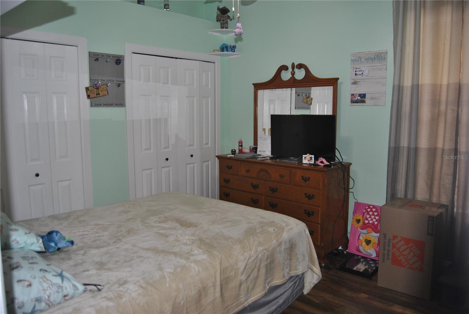 Bedroom2