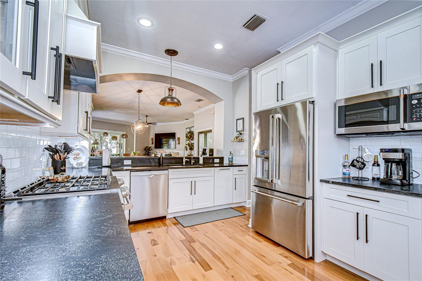 Stainless steel appliances for modern cooking!