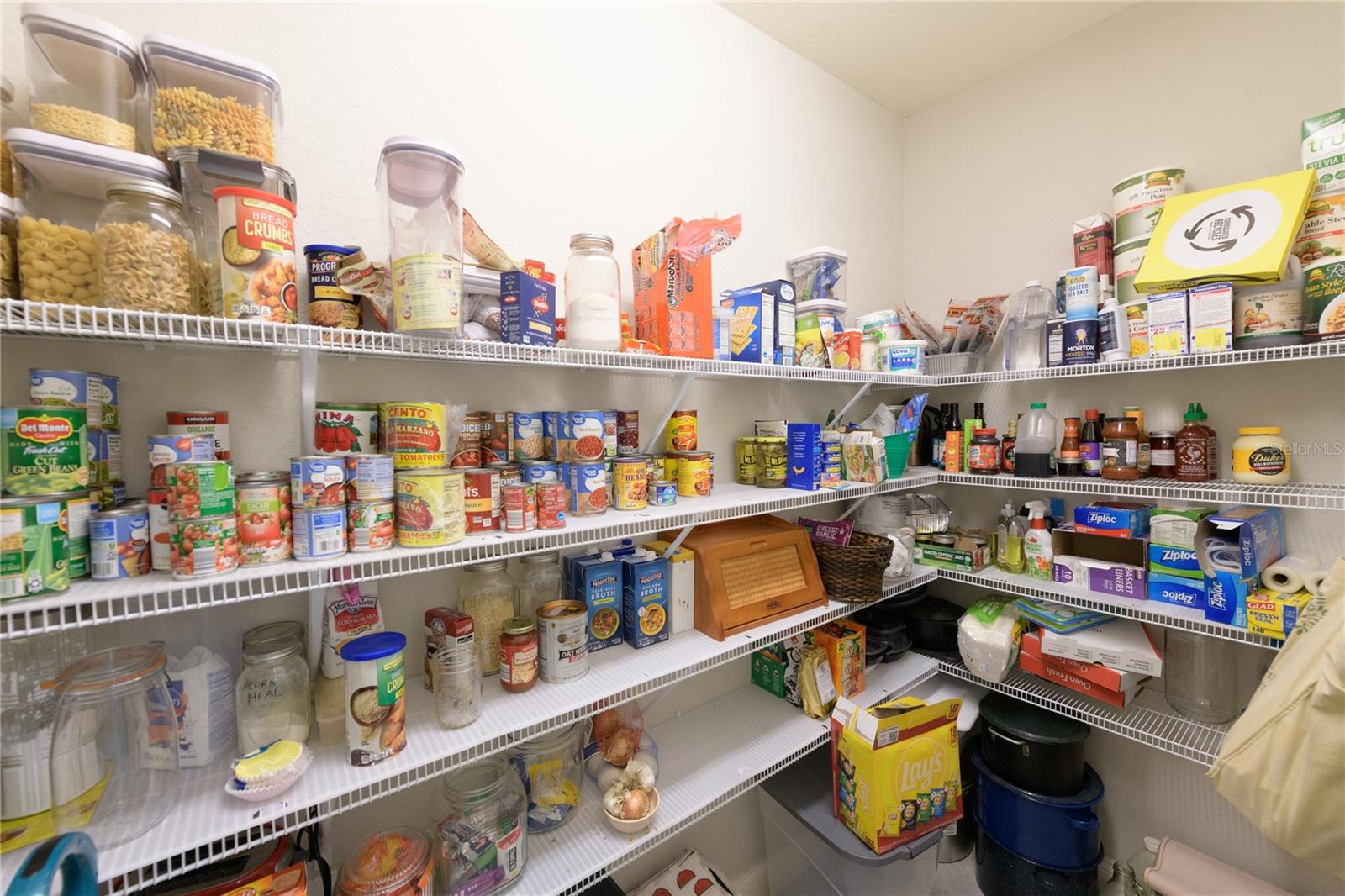 Walk-in Pantry