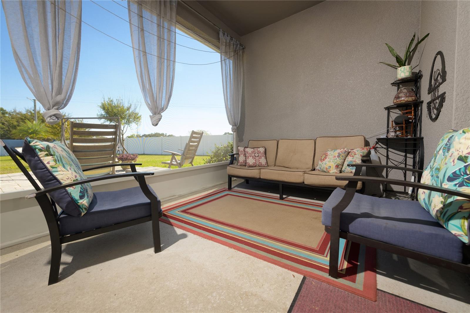 Screened in Back Porch