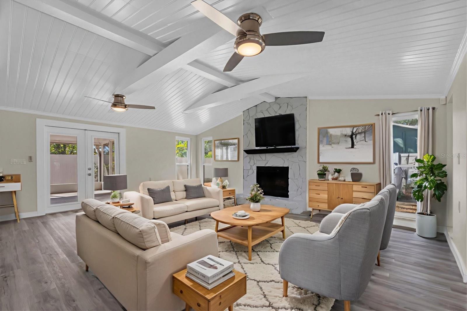 Family room - Virtual