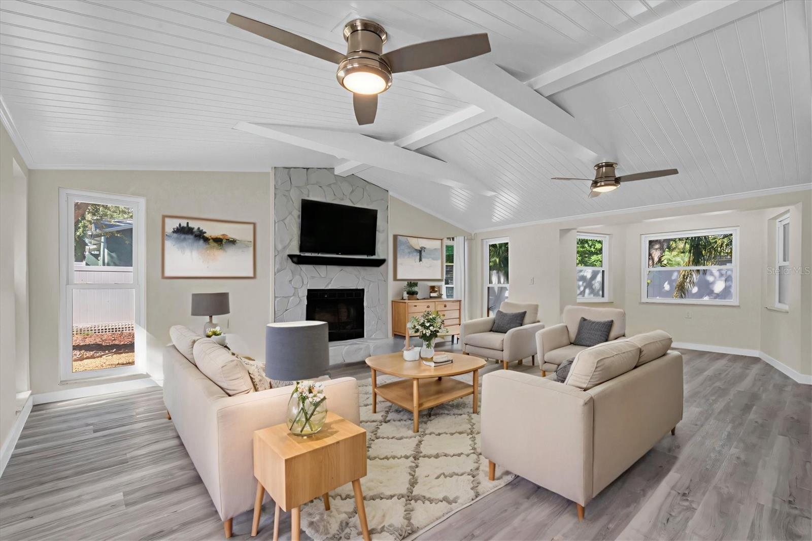 Family room - Virtual