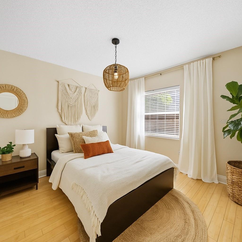 Virtually Stages - Guest Bedroom