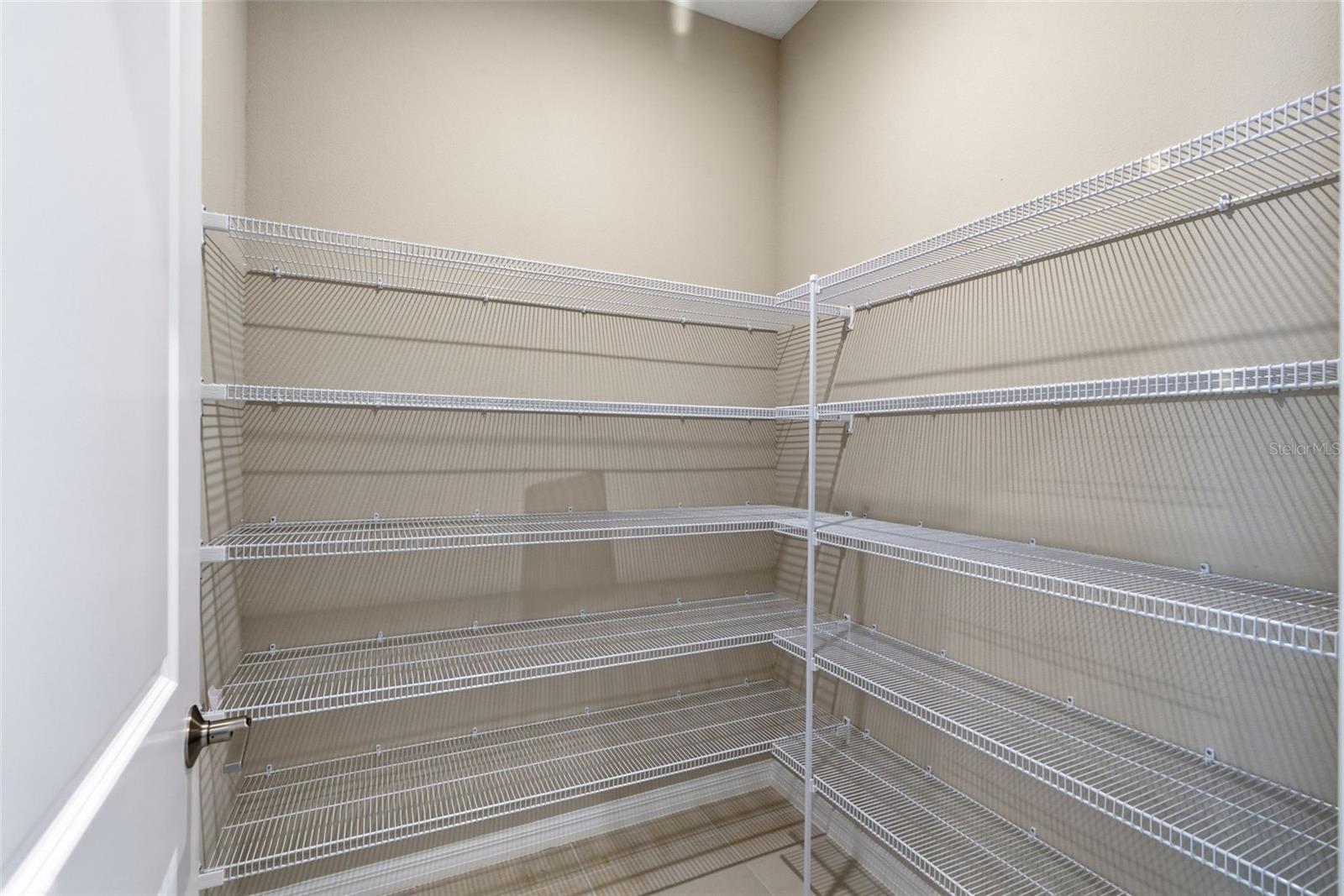 Walk-in Pantry