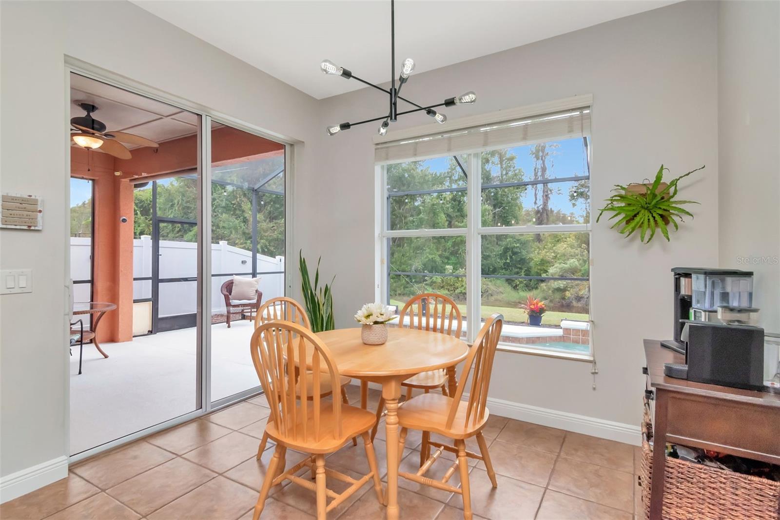 Eating space in Kitchen area