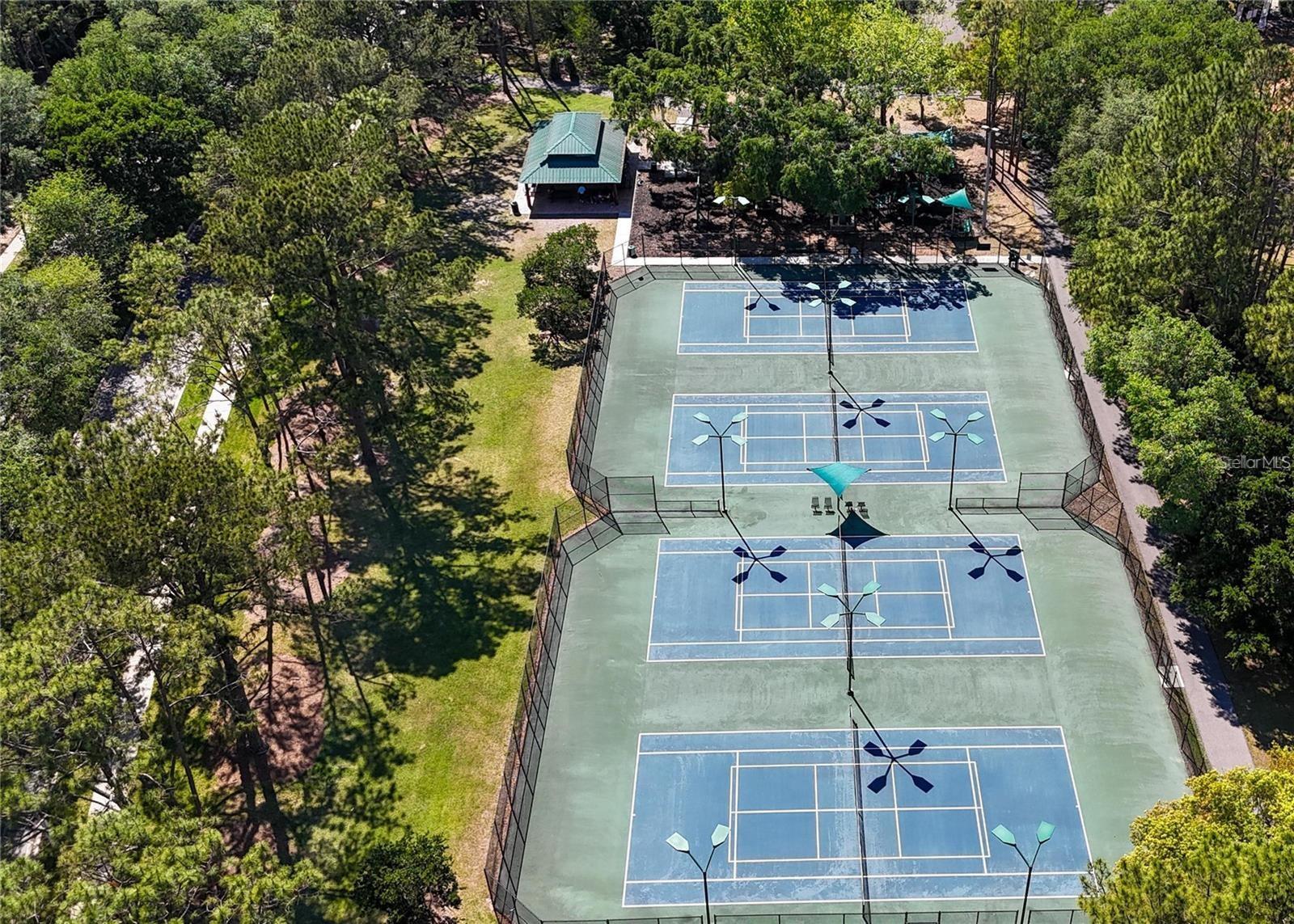 Tennis courts/pickleball courts included in your hoa fees.
