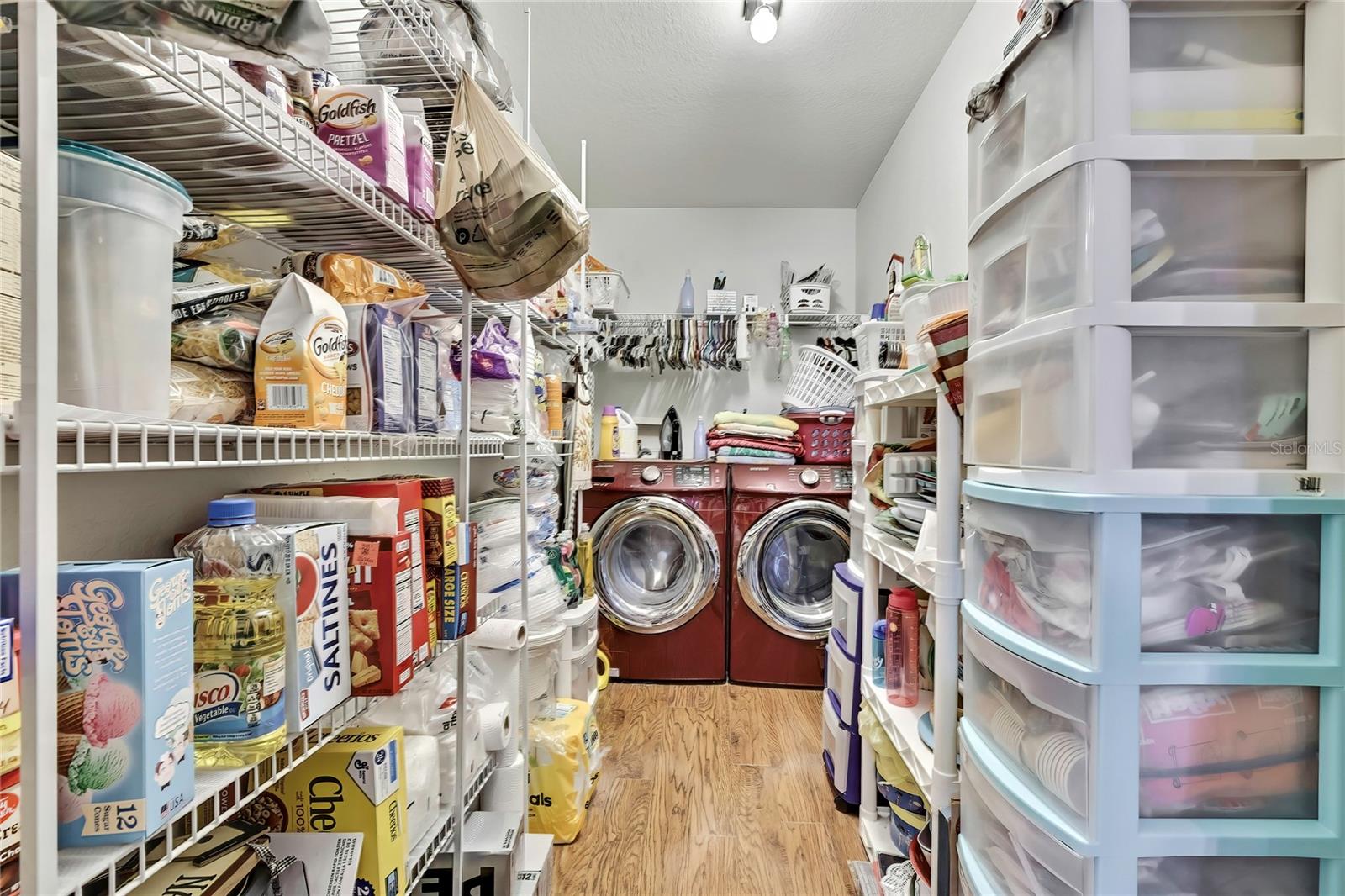 laundry/pantry