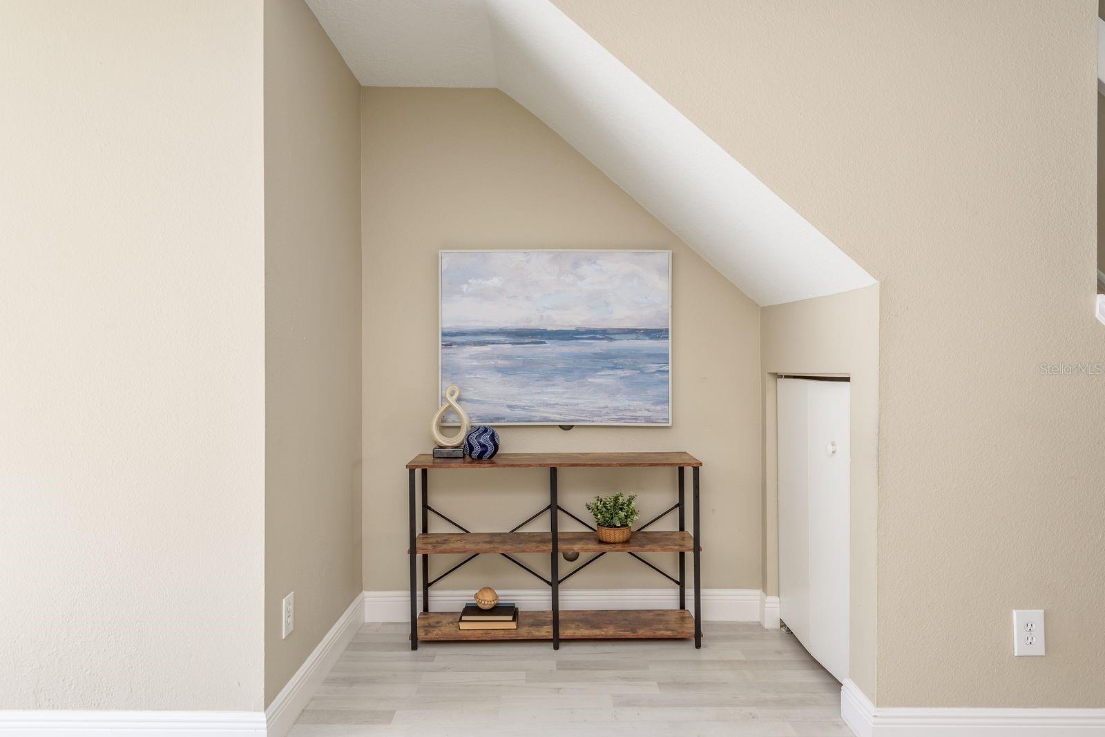 Alcove in Living Room