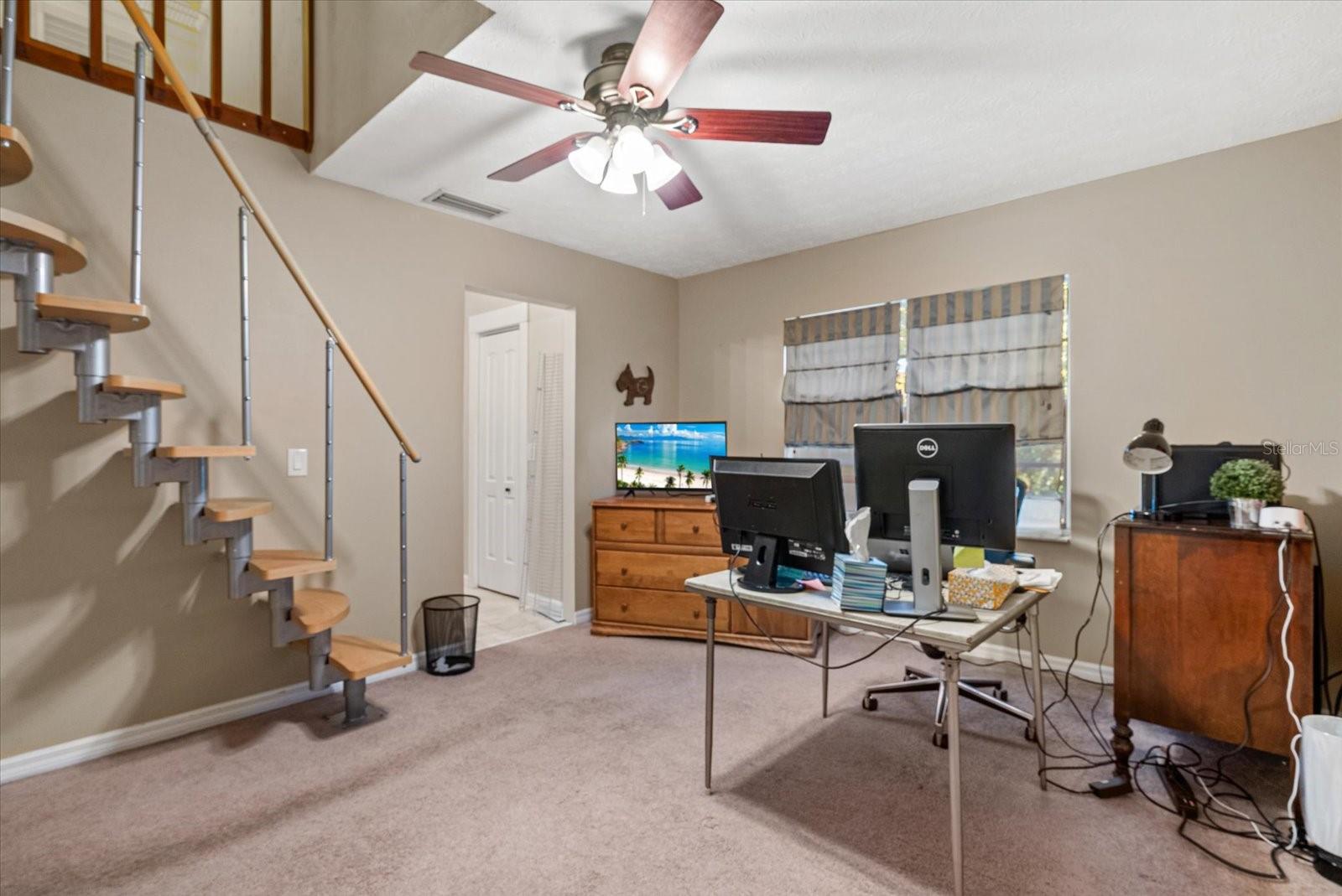 4th bedroom /storage loft