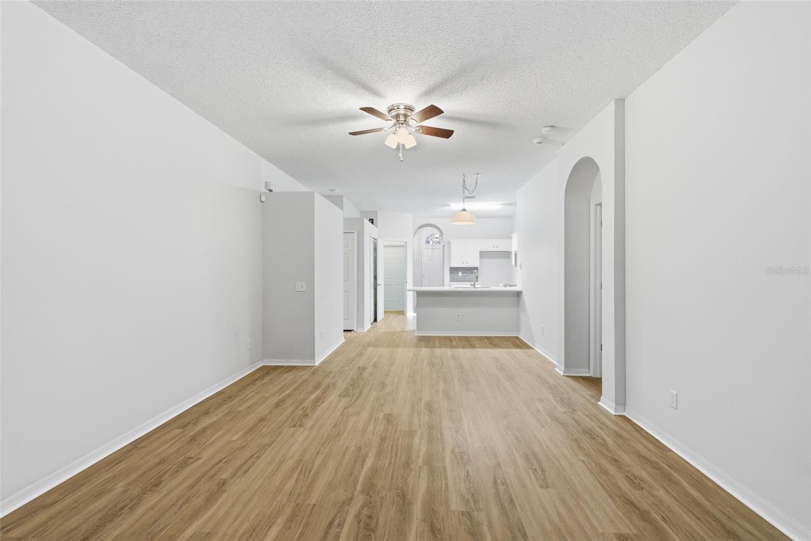 Kitchen/Eat-in Kitchen Space