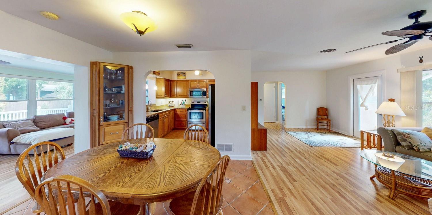 Living room & dining room