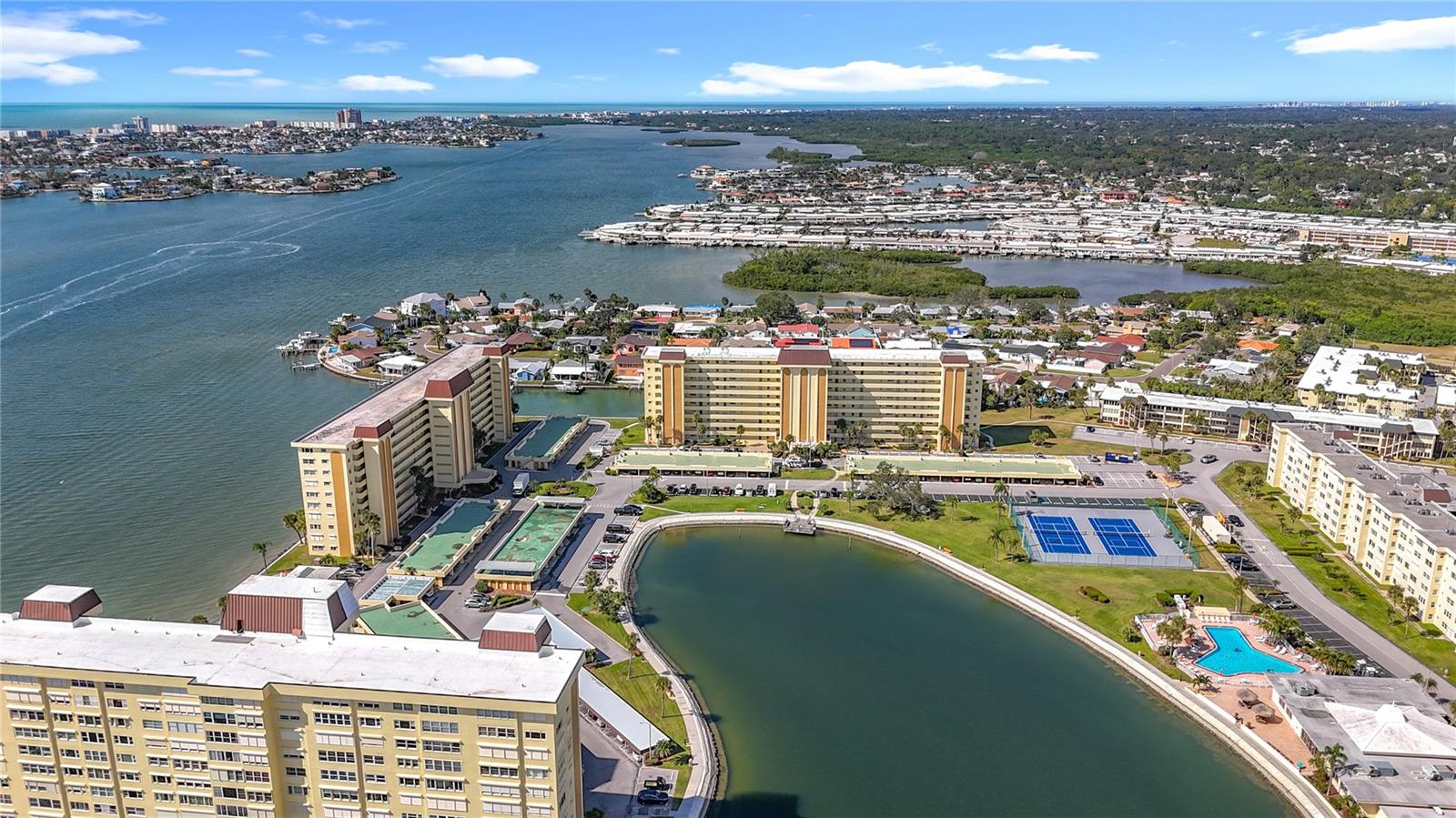 Great aerial view of the Columbia building - notice the great location of the building looking straight out to the Intracoastal