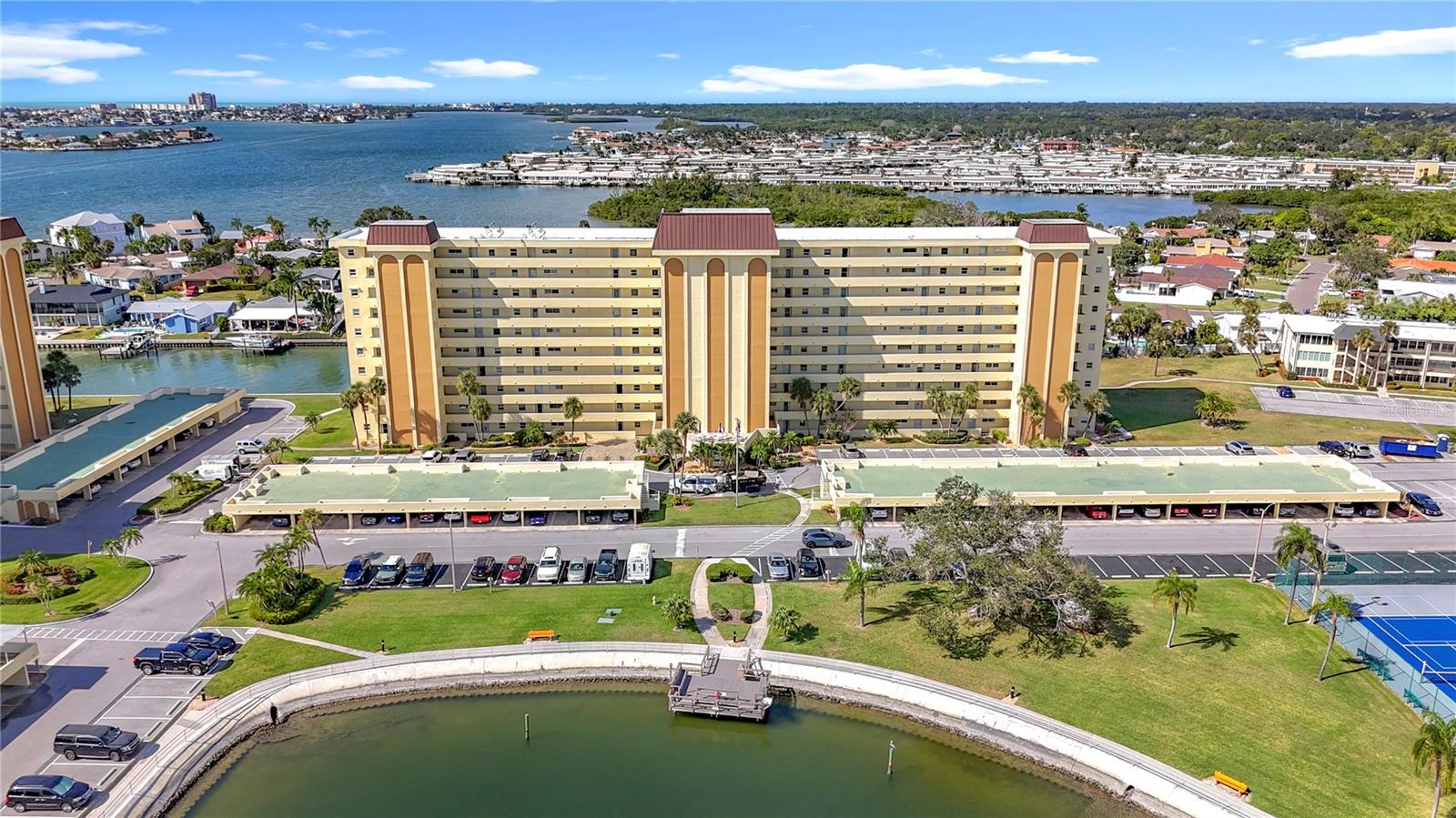 closer look at the Columbia building, Unit 810 is located to the right of the middle of the building where the elevators are located.  Columbia has 2 elevators