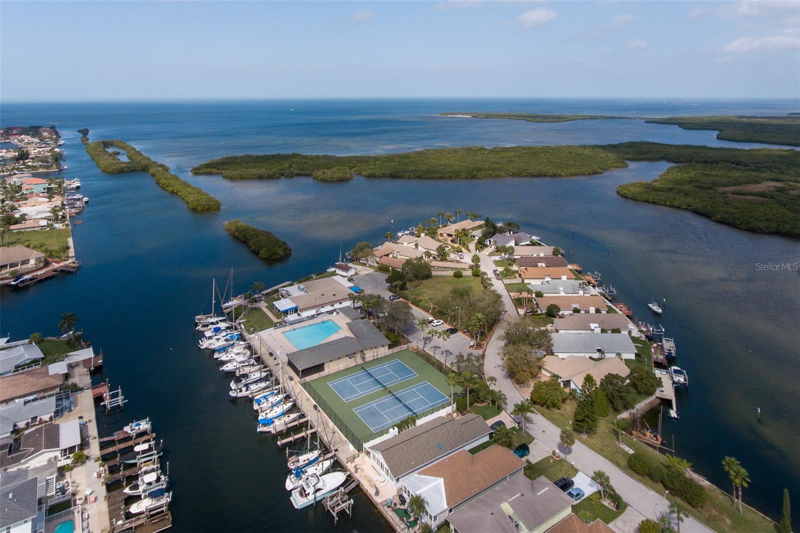 Gulf Harbors Yacht Club