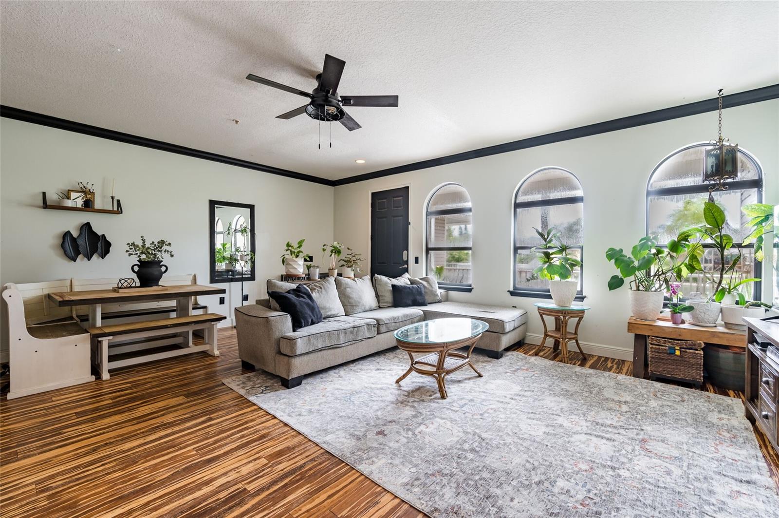 Picture from prior to tenant move in