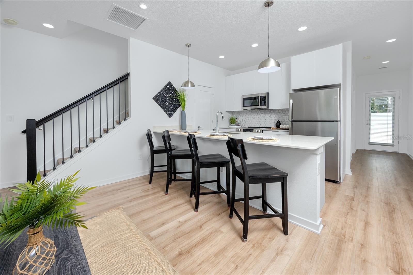 Quartz eat-in bar area