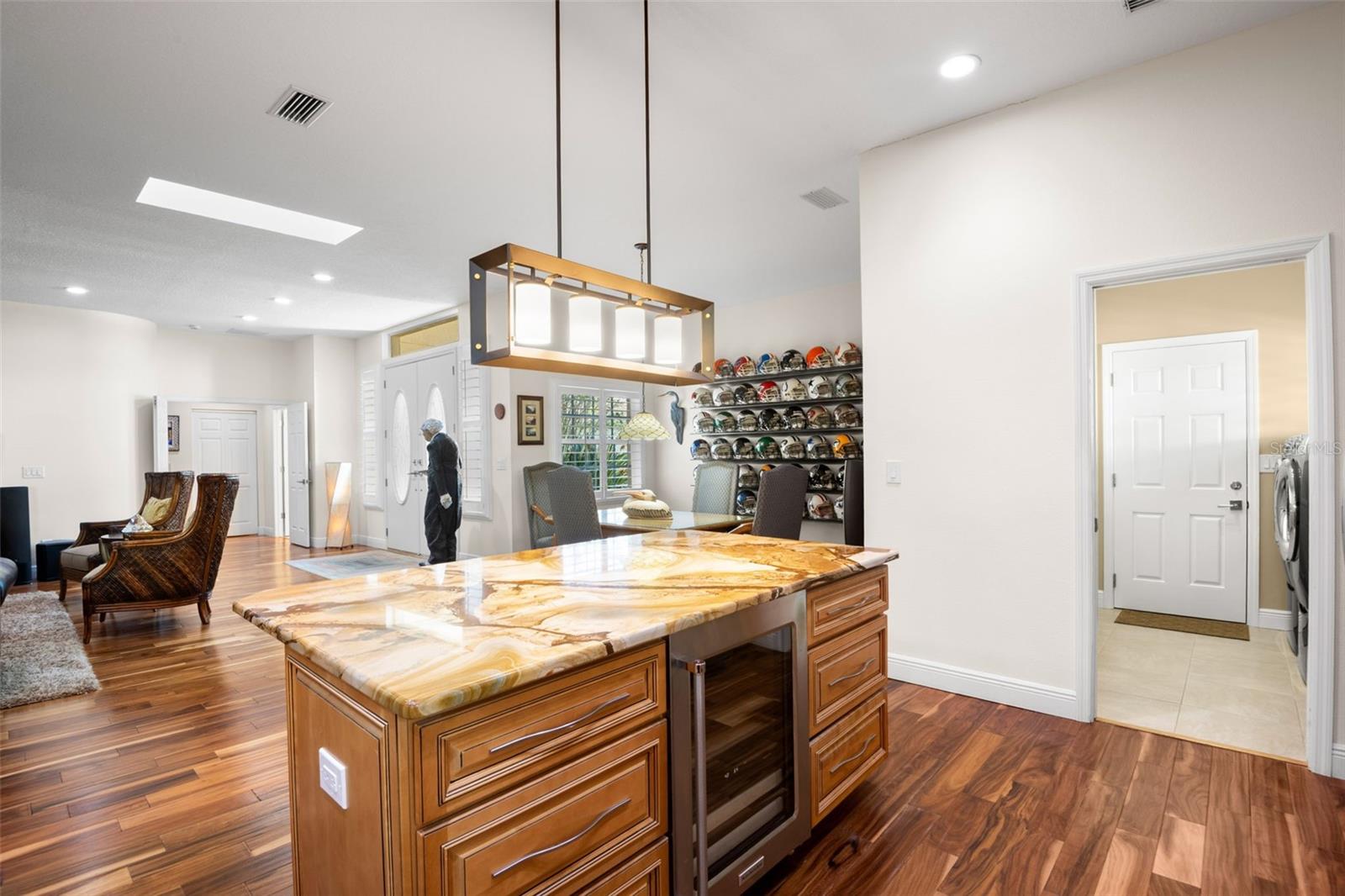 Kitchen Island/Wine Refrigerator
