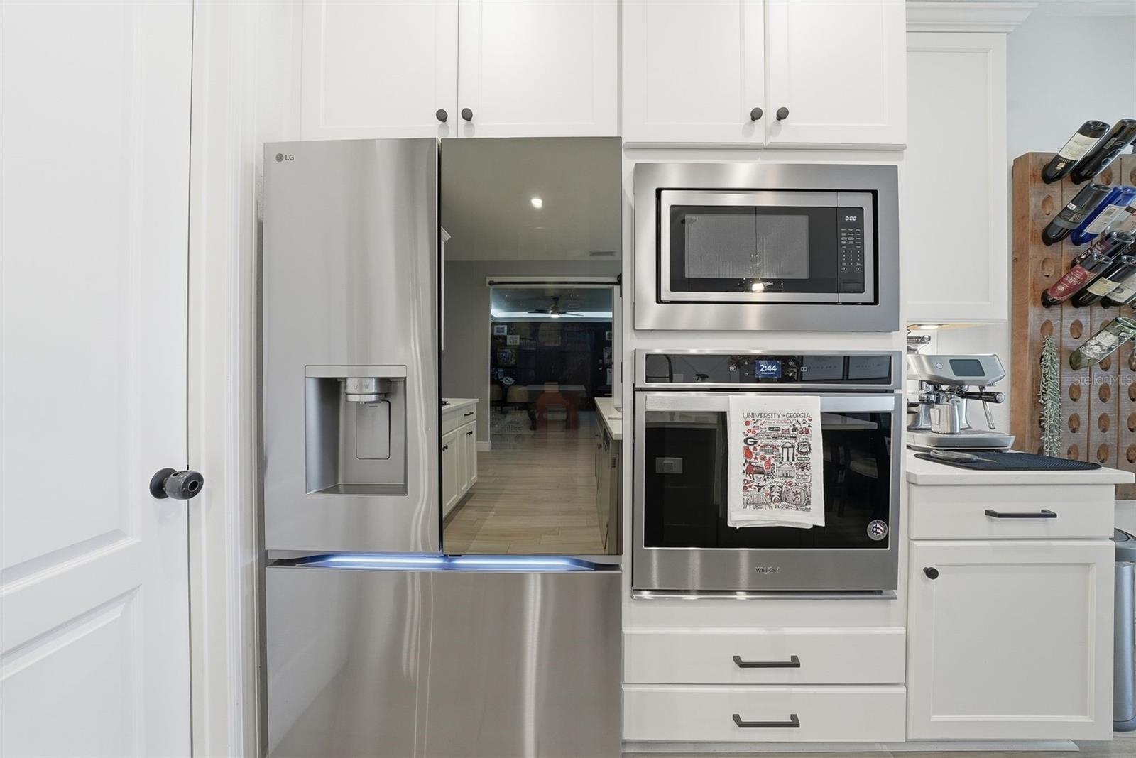 Upgraded, stainless steel, makes craft ice