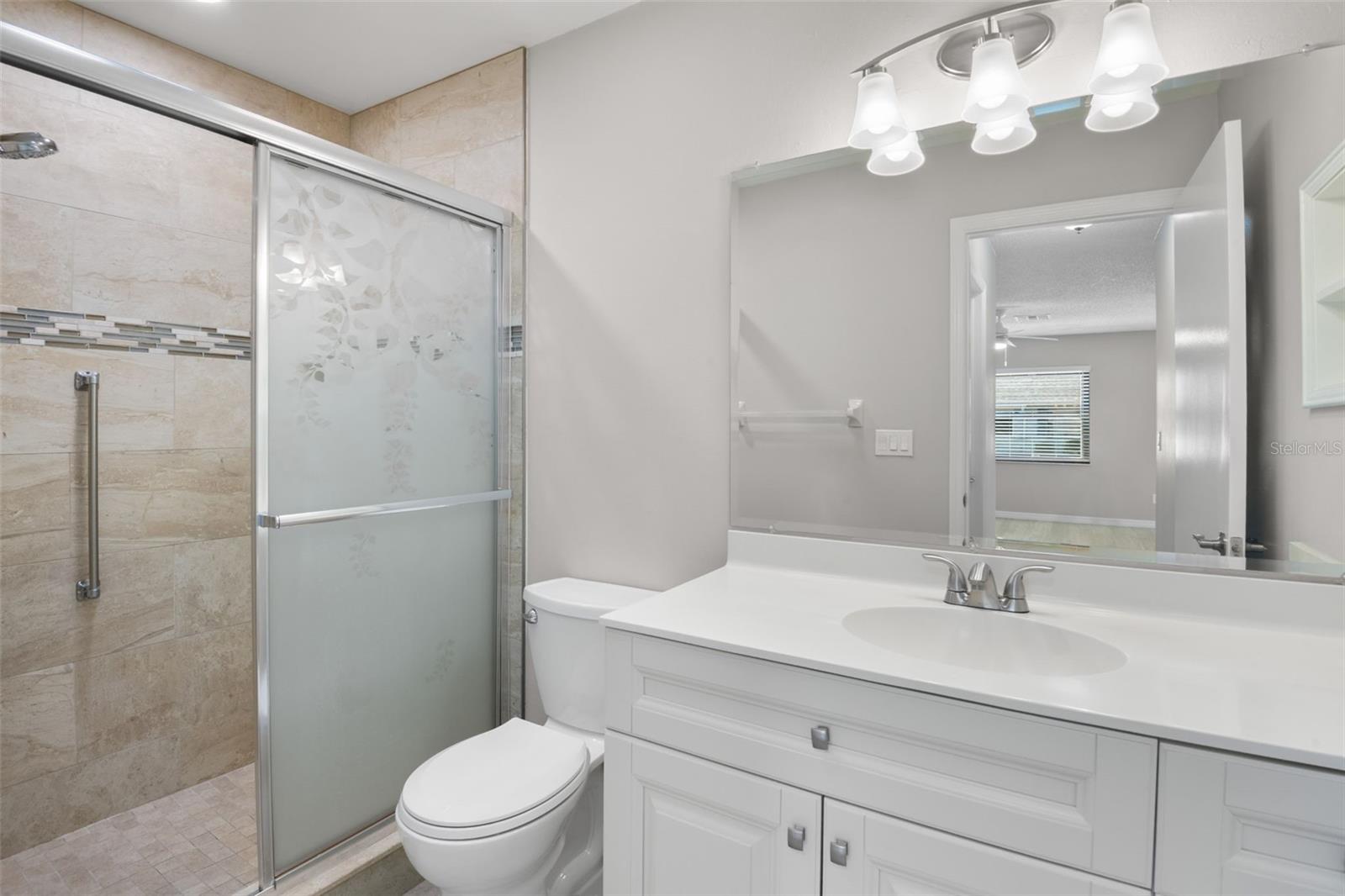 Primary En-Suite Bathroom