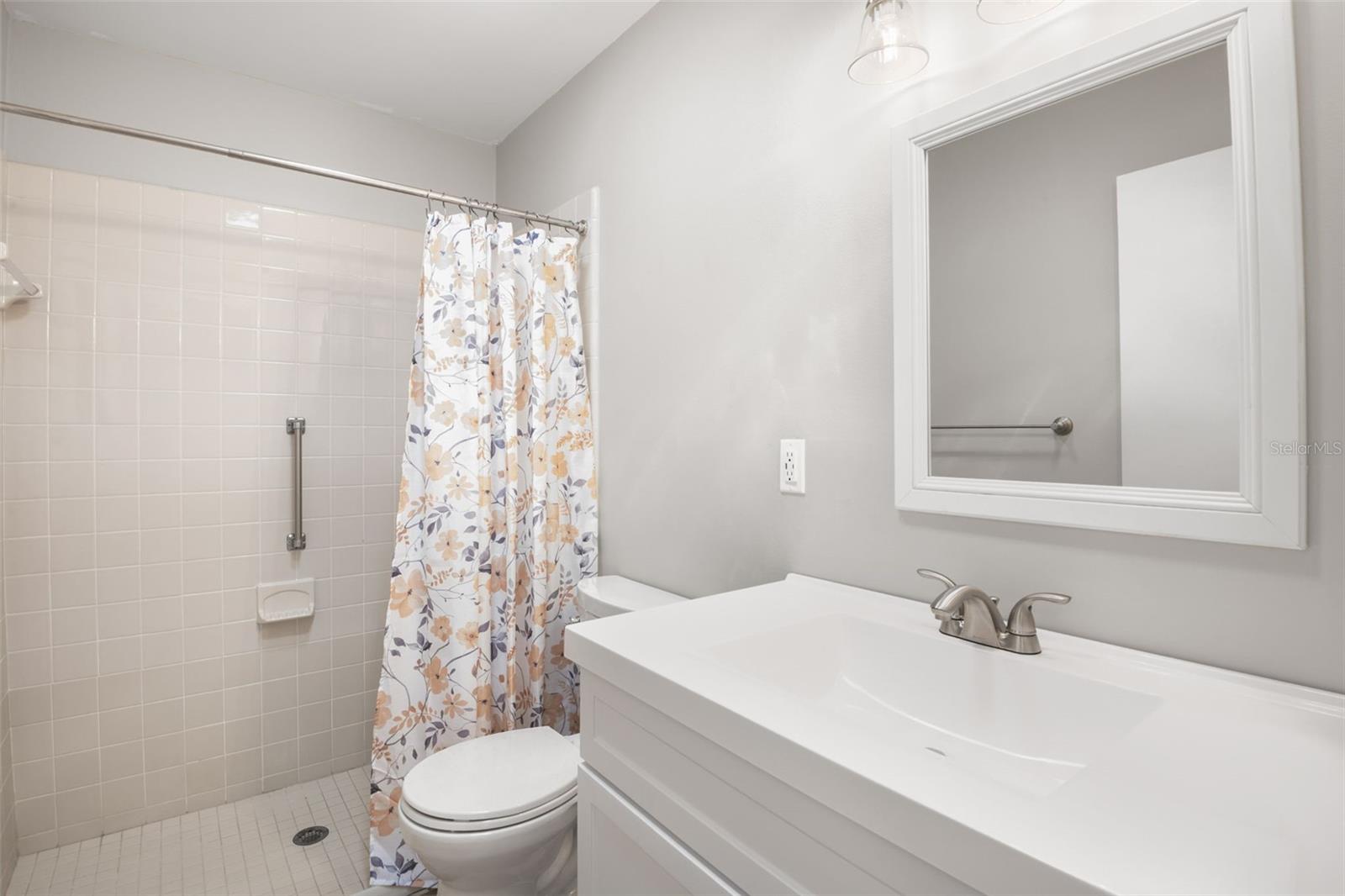 Second Full Bathroom