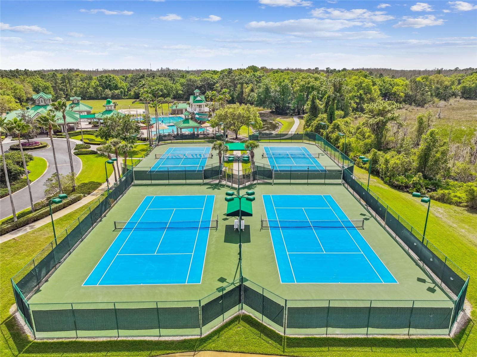 West Meadows Club Amenities -- Tennis Courts
