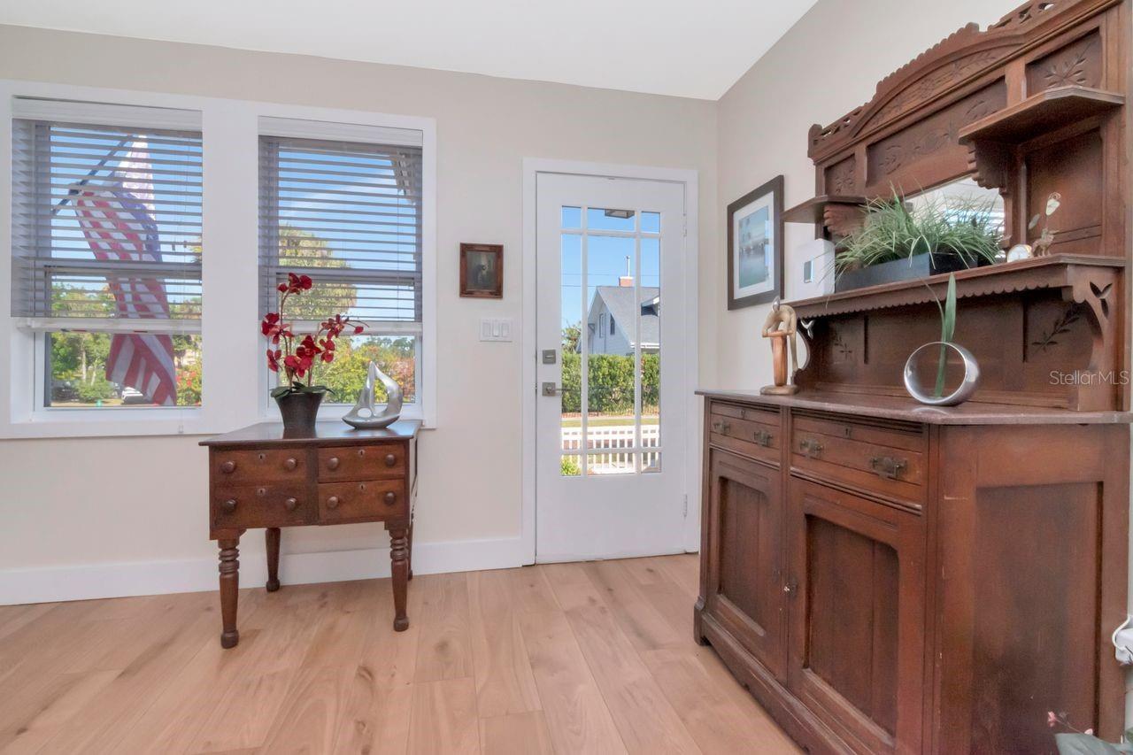 Entering the front door you are taken in by the beautiful wooden floor.