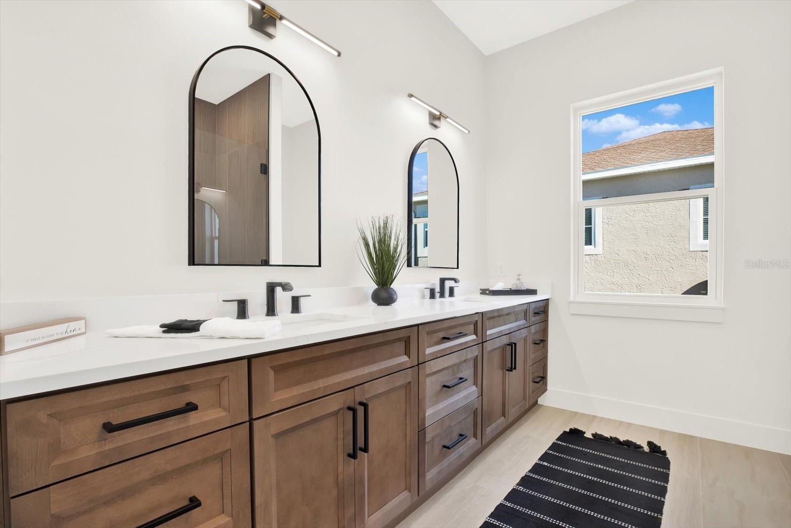 Primary En Suite Bathroom