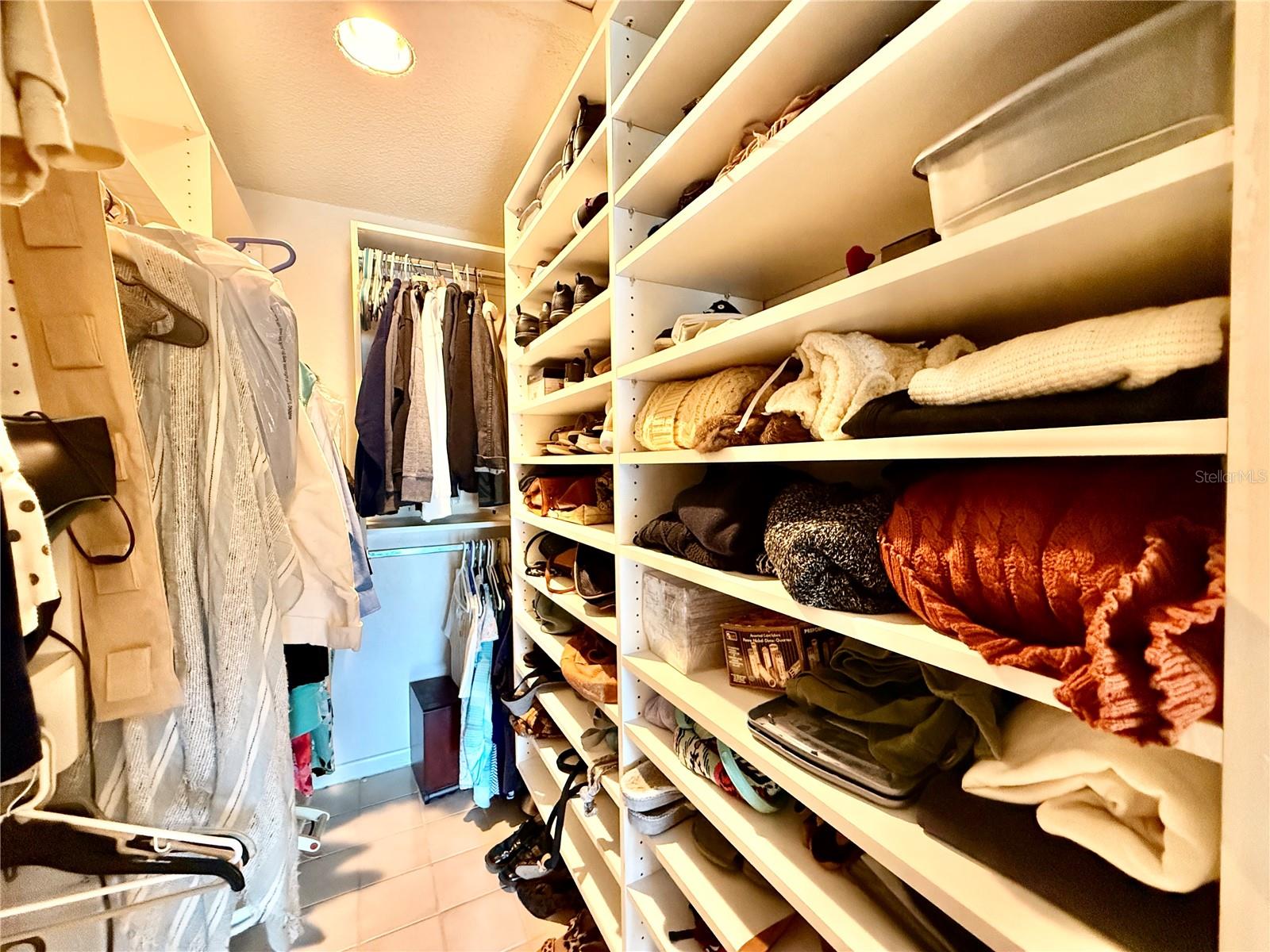 Master bedroom Closet