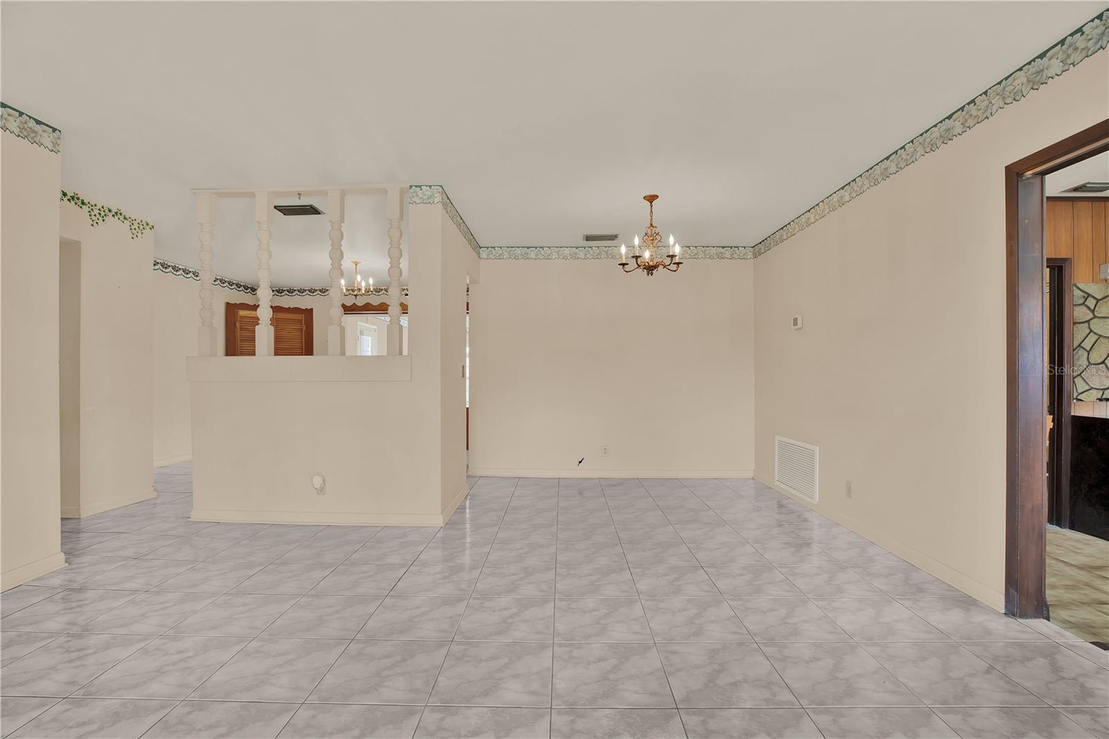 Formal living/ Formal dining