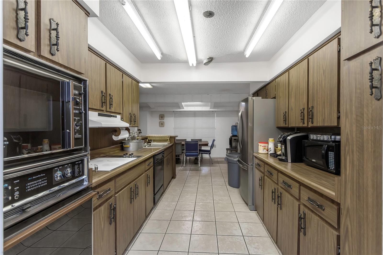 Kitchen view toward breakfast nook