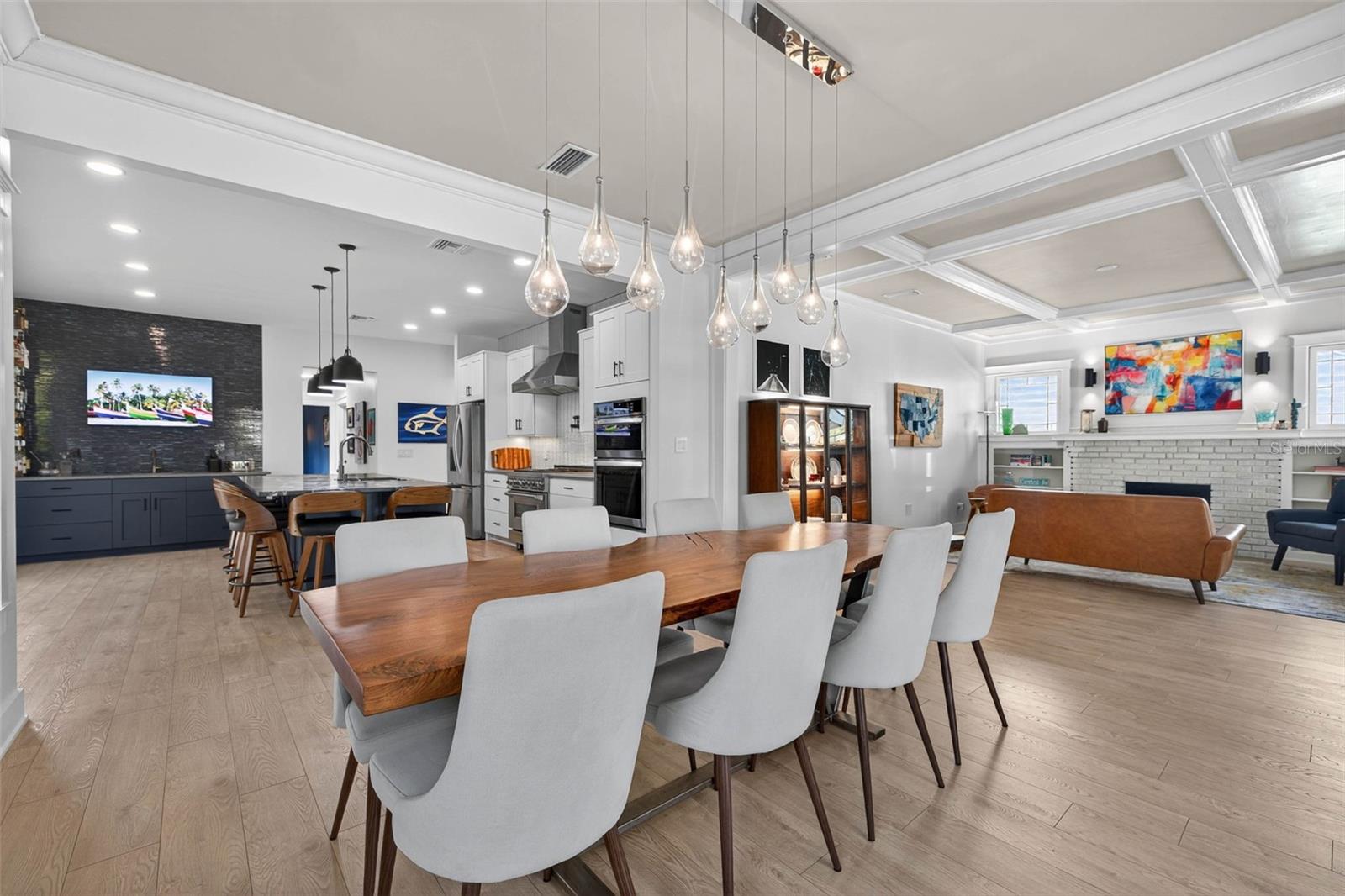 Beautiful Dining Room Chandelier