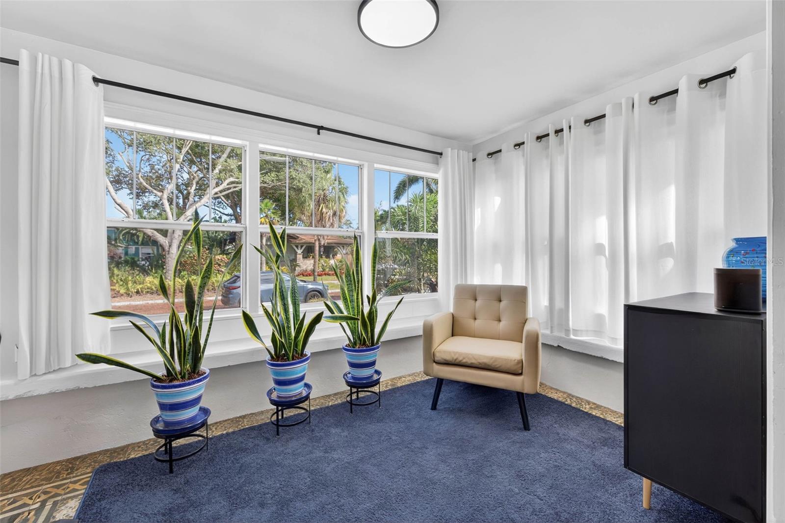 Beaming with Natural Light