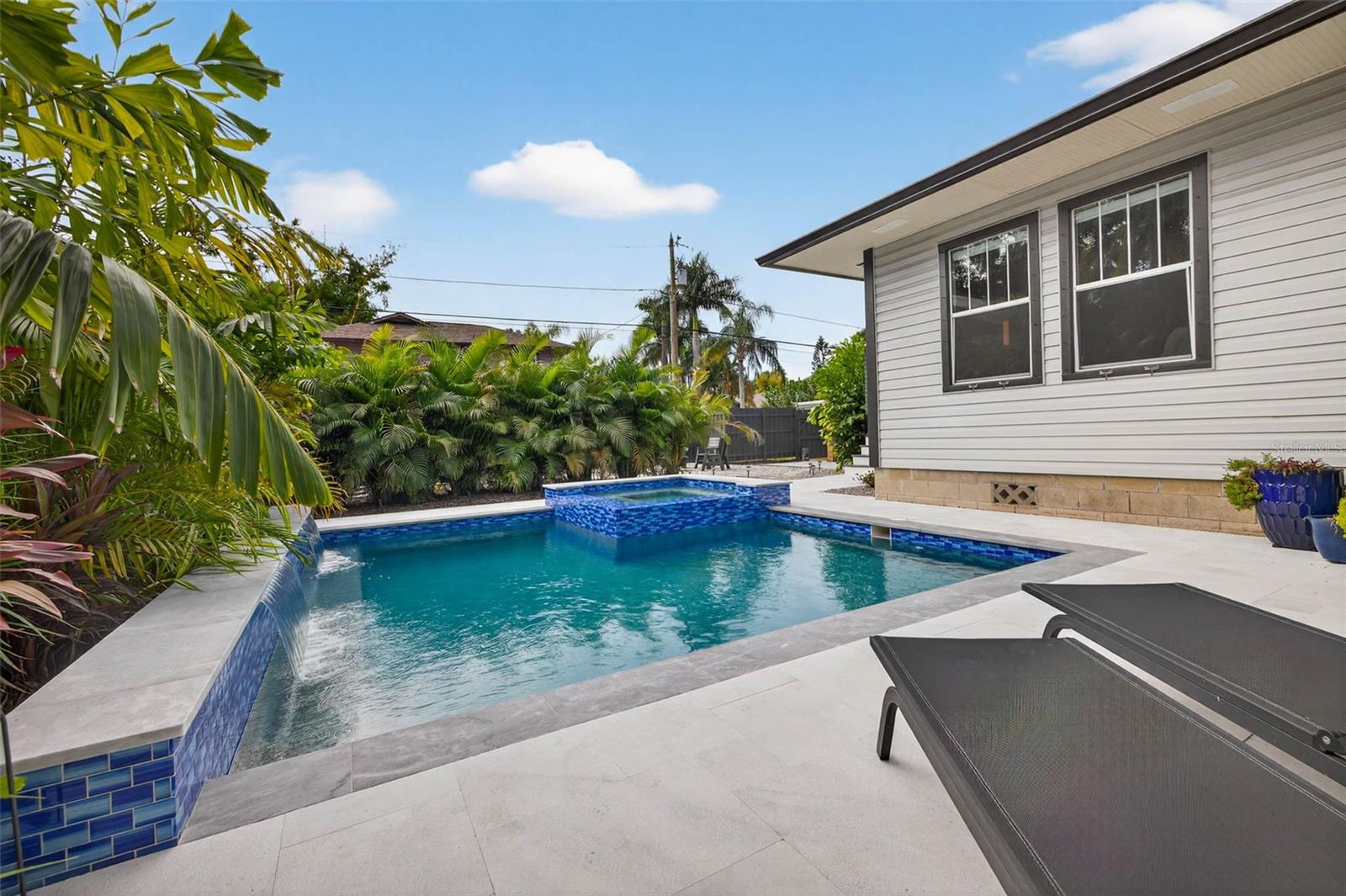 Heated Salt Water Pool with Hot Tub & Two Water Features