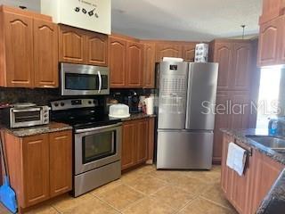 kitchen with SS appliances