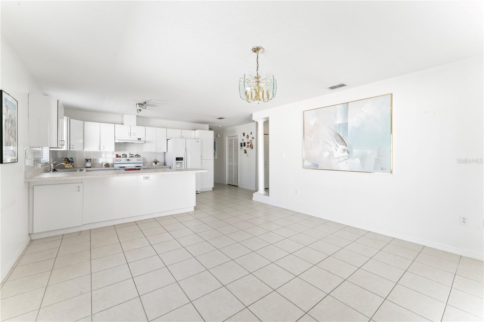 Family Room, Kitchen Area